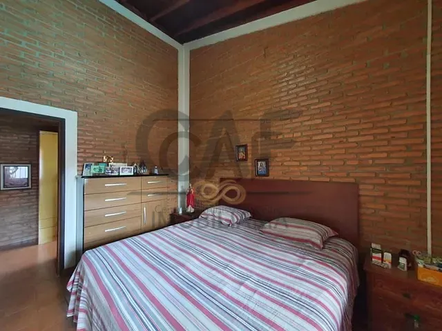 Casa com 500m² 2 quartos e 3 banheiros, à venda, no bairro Jardim Botânico em Jaguariúna