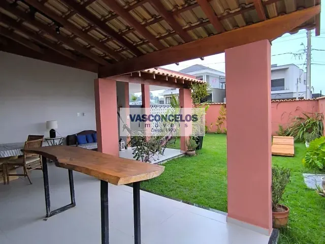 Casa 4 quartos e 3 banheiros, à venda, no bairro Putim em São José dos Campos