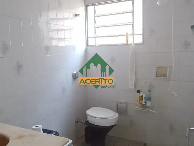 Casa com 300m² 3 quartos e 3 banheiros, à venda, no bairro Dona Amélia em Araçatuba