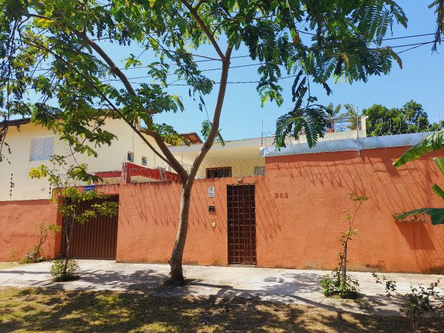 Casa 3 quartos e 3 banheiros, à venda ou para alugar, no bairro Indaiá em Bertioga