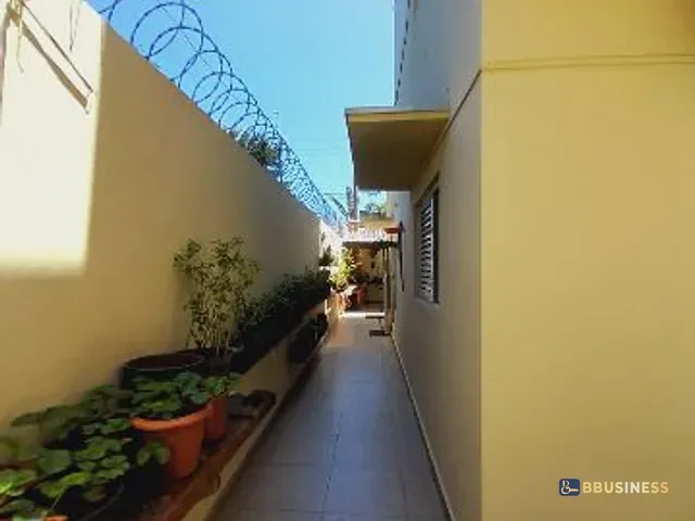 Casa 3 quartos e 3 banheiros, à venda ou para alugar, no bairro Indaiá em Bertioga