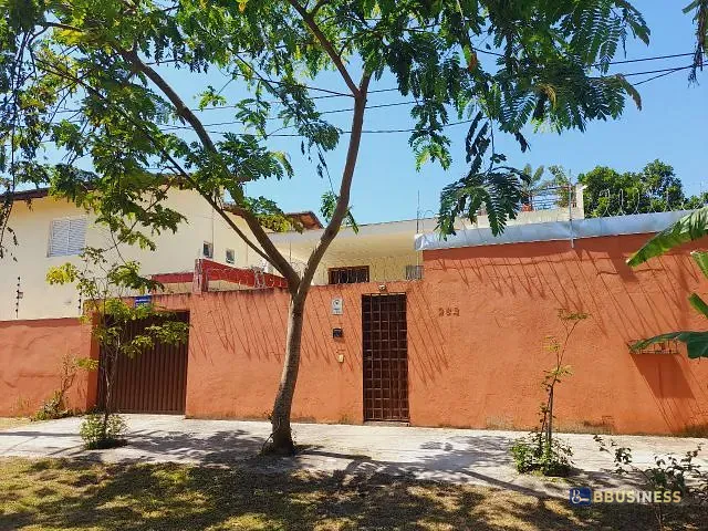 Casa 3 quartos e 3 banheiros, à venda ou para alugar, no bairro Indaiá em Bertioga
