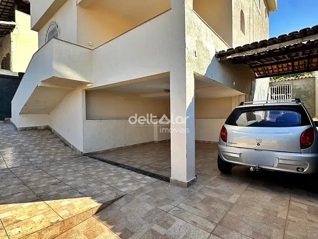 Casa com 360m² 4 quartos e 3 banheiros, para alugar, no bairro Recanto da Pampulha em Contagem