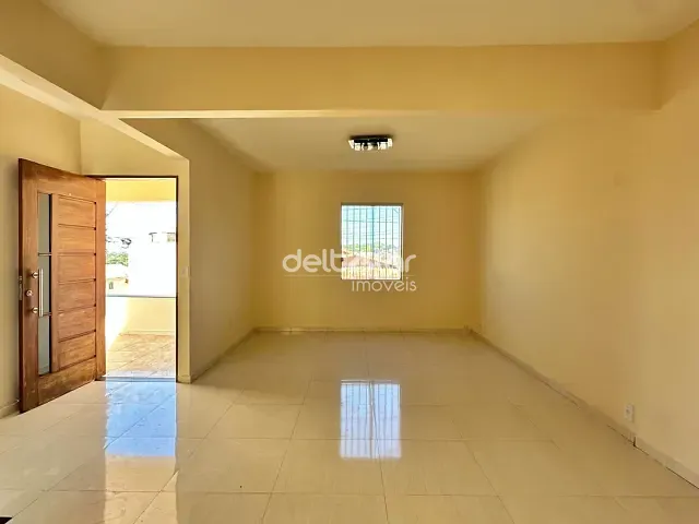 Casa com 360m² 4 quartos e 3 banheiros, para alugar, no bairro Recanto da Pampulha em Contagem