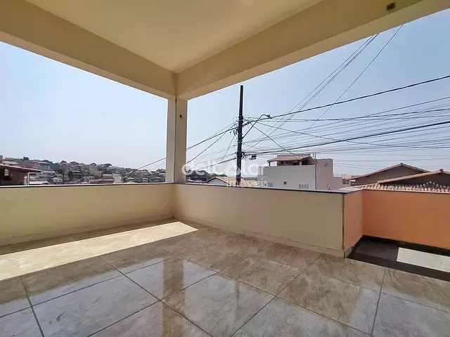 Casa com 360m² 4 quartos e 3 banheiros, para alugar, no bairro Recanto da Pampulha em Contagem