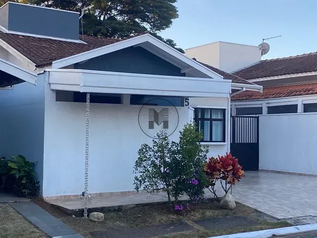 Casa 4 quartos e 3 banheiros, à venda, no bairro Parque São Luís em Taubaté