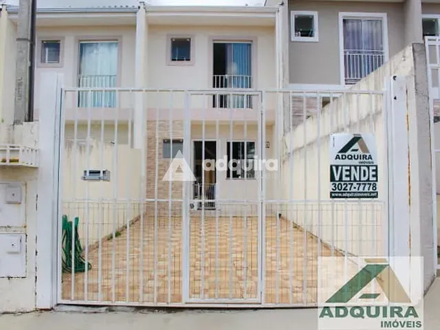 Sobrado com 122m² 3 quartos e 4 banheiros, à venda, no bairro Uvaranas em Ponta Grossa