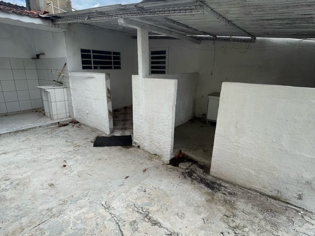 Casa com 300m², à venda, no bairro Água Preta em Pindamonhangaba