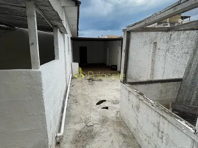 Casa com 300m², à venda, no bairro Água Preta em Pindamonhangaba
