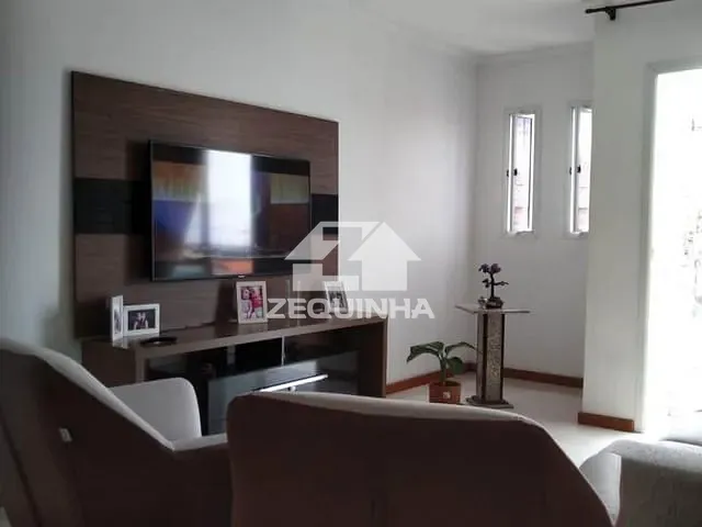 Casa com 125m² 3 quartos e 4 banheiros, à venda, no bairro Jaguaribe em Osasco