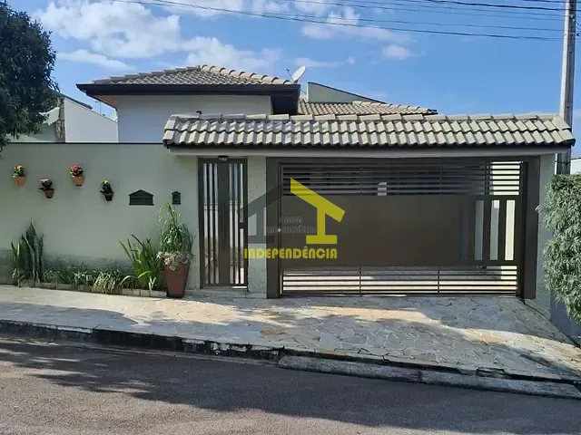 Casa com 300m² 3 quartos e 4 banheiros, à venda, no bairro Giardino D  Itália em Itatiba
