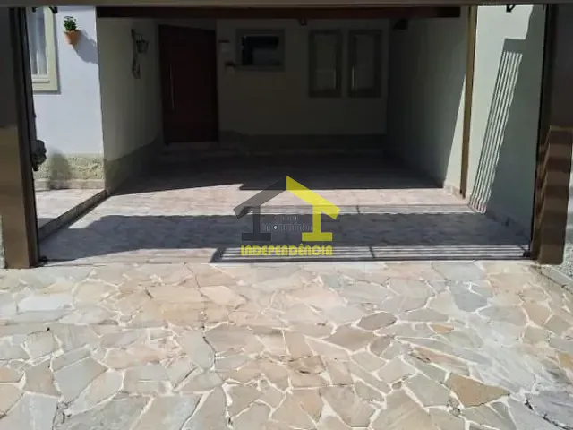 Casa com 300m² 3 quartos e 4 banheiros, à venda, no bairro Giardino D  Itália em Itatiba