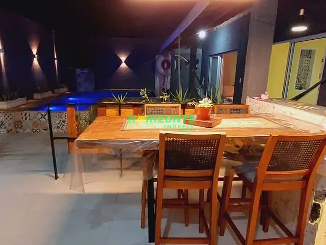 Casa 4 quartos e 5 banheiros, à venda, no bairro Bairro do Grama em Caçapava