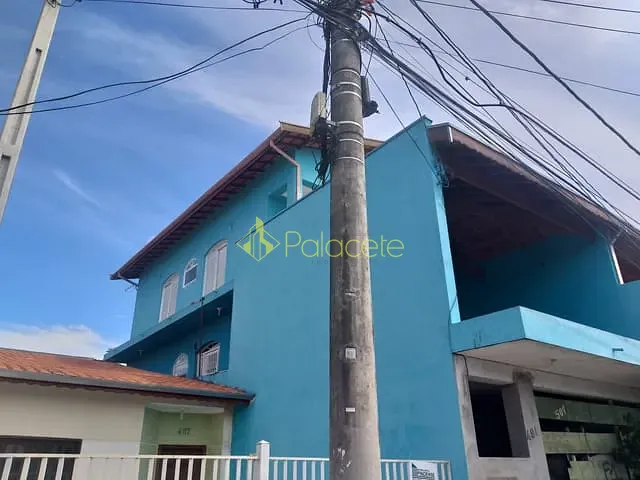 Casa com 125m² 3 quartos e 1 banheiro, à venda, no bairro Residencial e Comercial Cidade Jardim em Pindamonhangaba