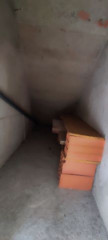 Casa 2 quartos e 2 banheiros, à venda ou para alugar, no bairro Indaiá em Bertioga