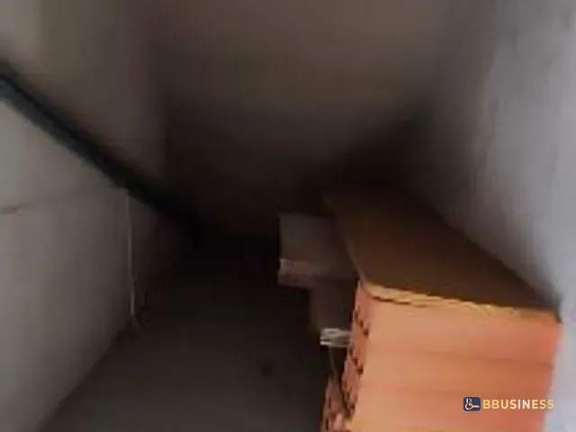 Casa 2 quartos e 2 banheiros, à venda ou para alugar, no bairro Indaiá em Bertioga
