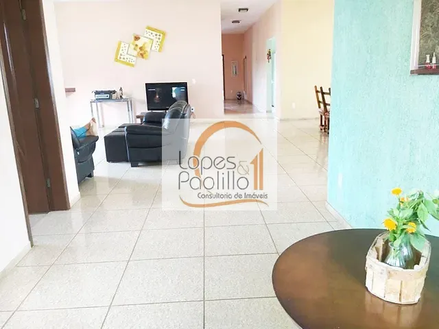 Casa com 800m² 3 quartos e 3 banheiros, à venda, no bairro Vale das Flores em Atibaia