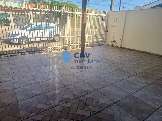 Casa com 150m² 3 quartos e 2 banheiros, à venda, no bairro Maria Lúcia em Londrina