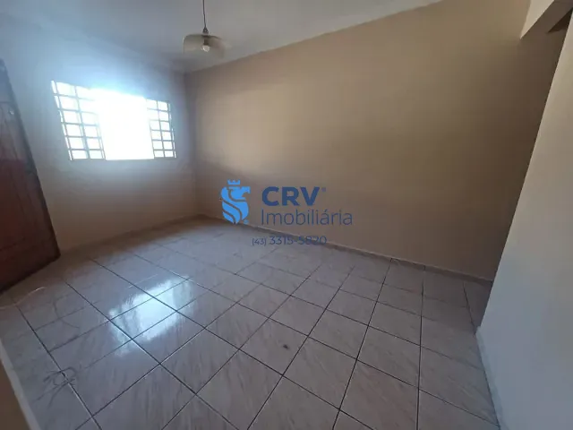 Casa com 150m² 3 quartos e 2 banheiros, à venda, no bairro Maria Lúcia em Londrina