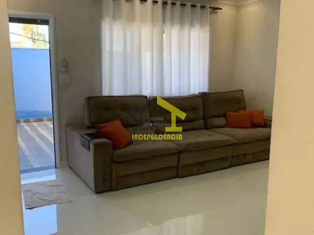 Casa com 251m² 3 quartos e 2 banheiros, à venda, no bairro Loteamento Residencial Central Park I em Itatiba