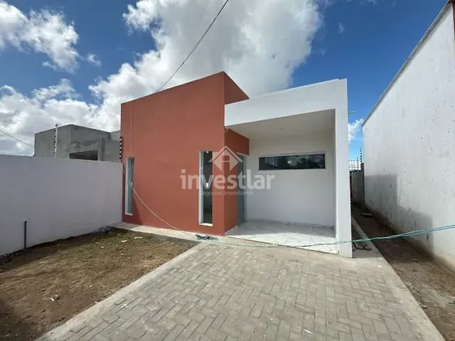 Casa com 128m² 2 quartos e 1 banheiro, à venda, no bairro Cruzeiro em Campina Grande