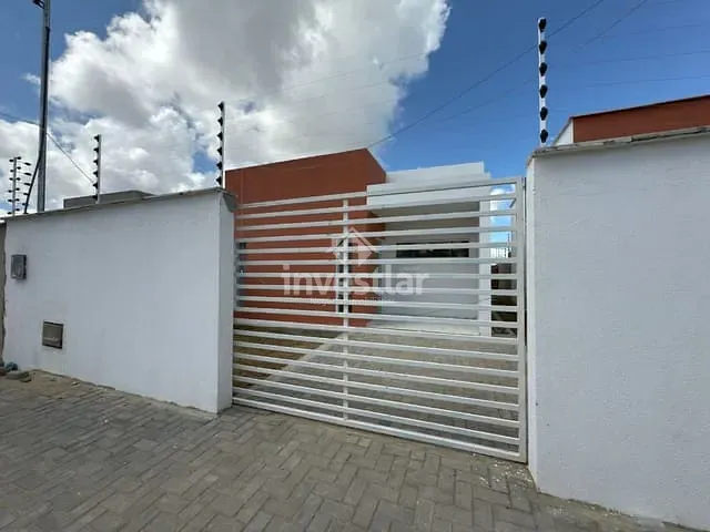 Casa com 128m² 2 quartos e 1 banheiro, à venda, no bairro Cruzeiro em Campina Grande