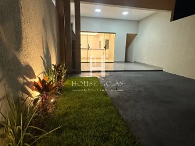 Casa com 150m² 2 quartos e 2 banheiros, à venda, no bairro Residencial Solar Ville em Goiânia
