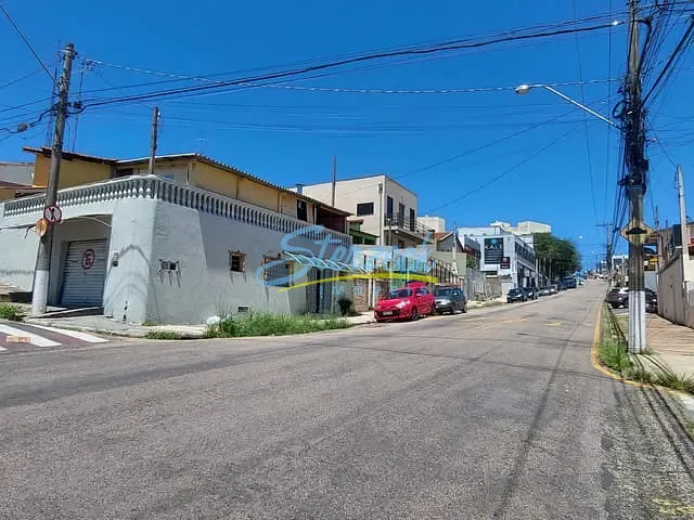 Casa com 156m², à venda, no bairro Santa Rosa em Vinhedo