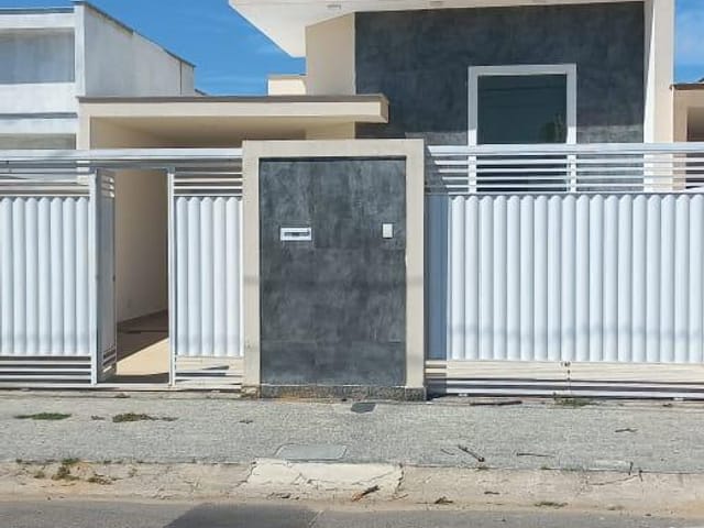 Casa 3 quartos e 2 banheiros, à venda, no bairro Parque Jóquei Club em Campos dos Goytacazes
