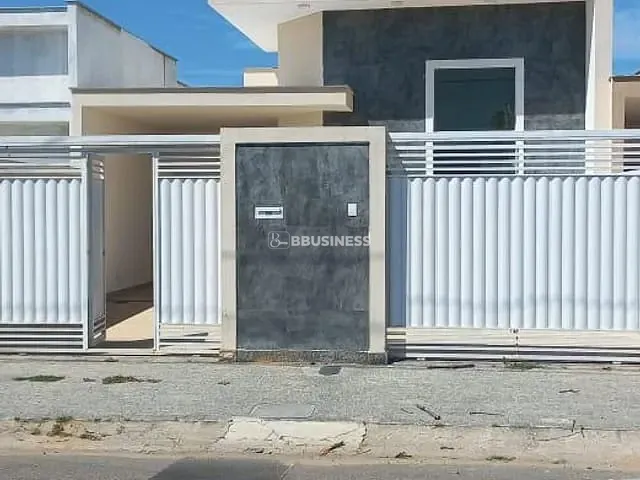 Casa 3 quartos e 2 banheiros, à venda, no bairro Parque Jóquei Club em Campos dos Goytacazes