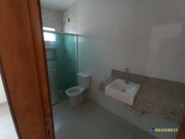 Casa 3 quartos e 2 banheiros, à venda, no bairro Parque Jóquei Club em Campos dos Goytacazes