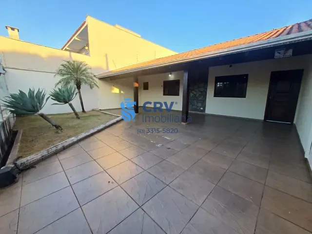 Casa com 281m² 3 quartos e 2 banheiros, à venda, no bairro Maria Lúcia em Londrina