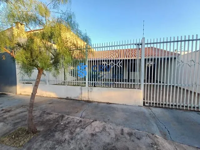 Casa com 281m² 3 quartos e 2 banheiros, à venda, no bairro Maria Lúcia em Londrina
