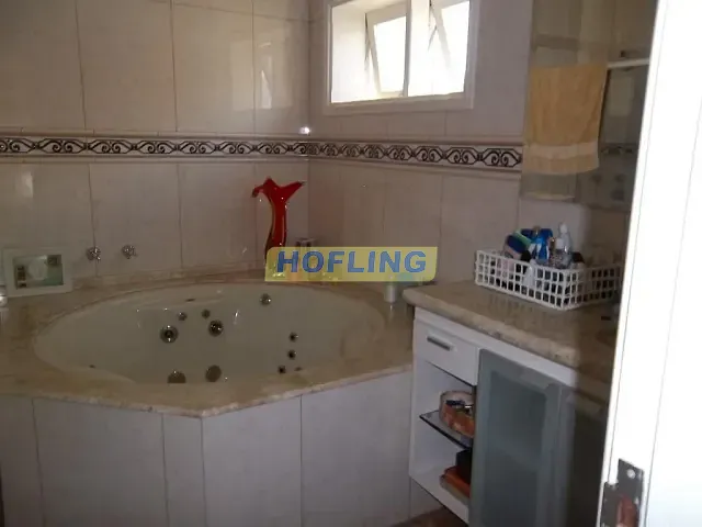 Casa com 200m² 3 quartos e 4 banheiros, à venda, no bairro Jardim Claret em Rio Claro