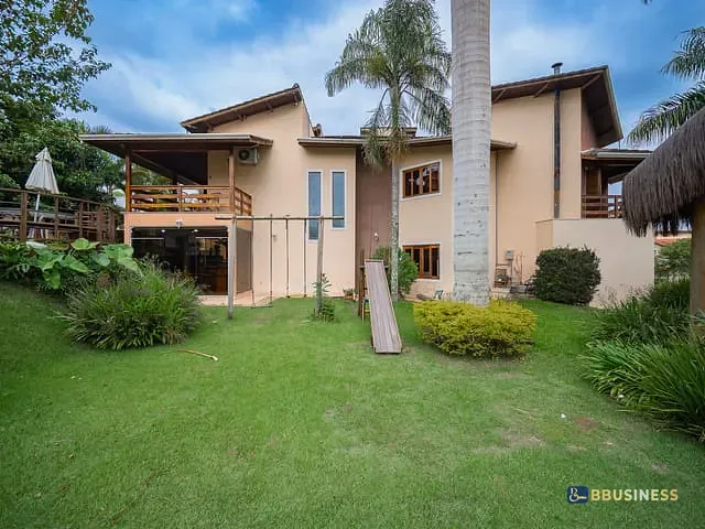 Casa com 2600m² 5 quartos e 8 banheiros, à venda, no bairro San Diego em Vargem Grande Paulista