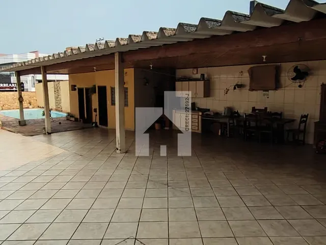 Casa com 402m² 4 quartos e 3 banheiros, à venda, no bairro Jardim Maria de Fátima em Várzea Paulista
