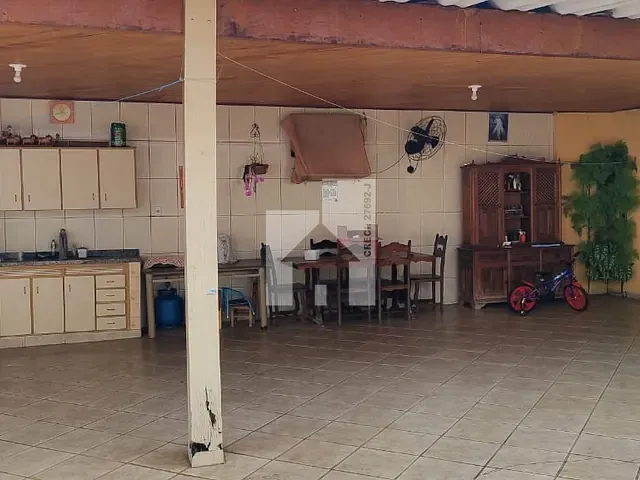 Casa com 402m² 4 quartos e 3 banheiros, à venda, no bairro Jardim Maria de Fátima em Várzea Paulista