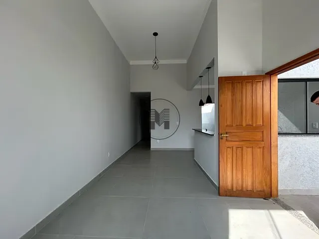 Casa 2 quartos e 1 banheiro, à venda, no bairro Esplanada Independência em Taubaté