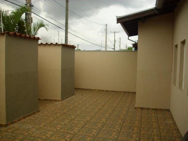 Casa 2 quartos e 1 banheiro, para alugar, no bairro João Aranha em Paulínia