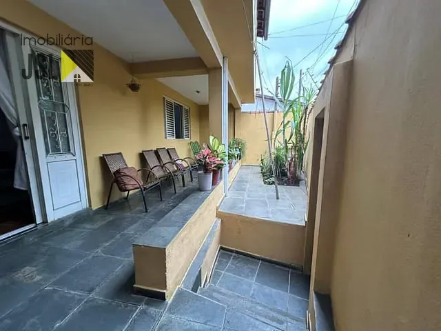 Casa com 115m² 3 quartos e 2 banheiros, à venda, no bairro Jardim Rafael em Caçapava