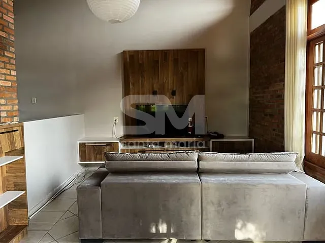 Casa com 413m² 3 quartos e 1 banheiro, à venda, no bairro Centro em Chapecó
