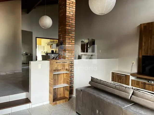 Casa com 413m² 3 quartos e 1 banheiro, à venda, no bairro Centro em Chapecó