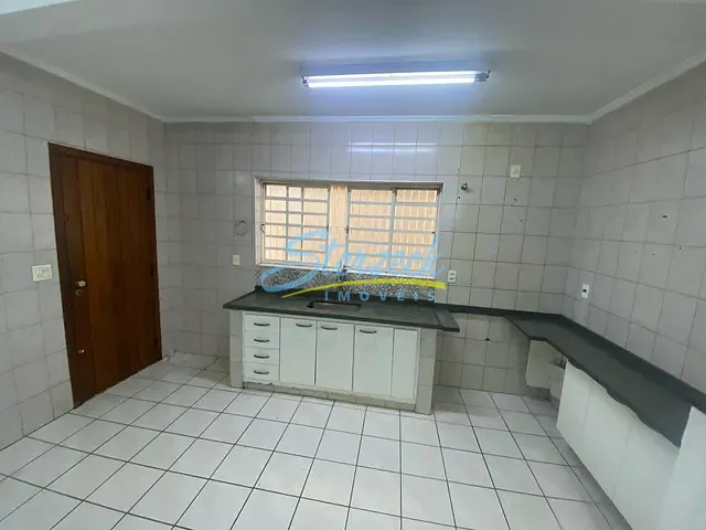Casa 3 quartos e 3 banheiros, à venda, no bairro Capela em Vinhedo