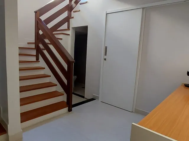 Casa com 448m² 5 quartos e 3 banheiros, à venda, no bairro Cancela Preta em Macaé