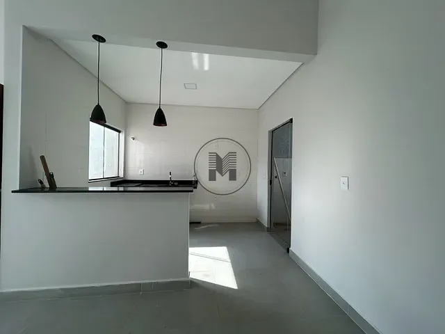 Casa 2 quartos e 2 banheiros, à venda, no bairro Esplanada Independência em Taubaté