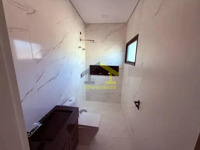 Casa com 600m² 4 quartos e 2 banheiros, à venda, no bairro Nova Itatiba em Itatiba