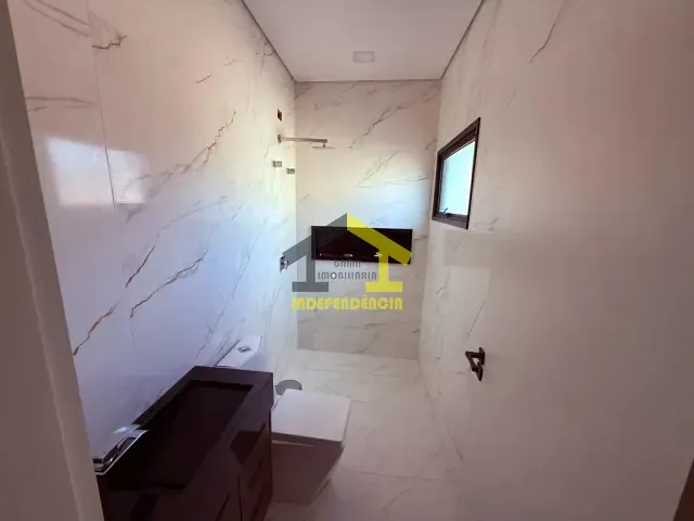 Casa com 600m² 4 quartos e 2 banheiros, à venda, no bairro Nova Itatiba em Itatiba