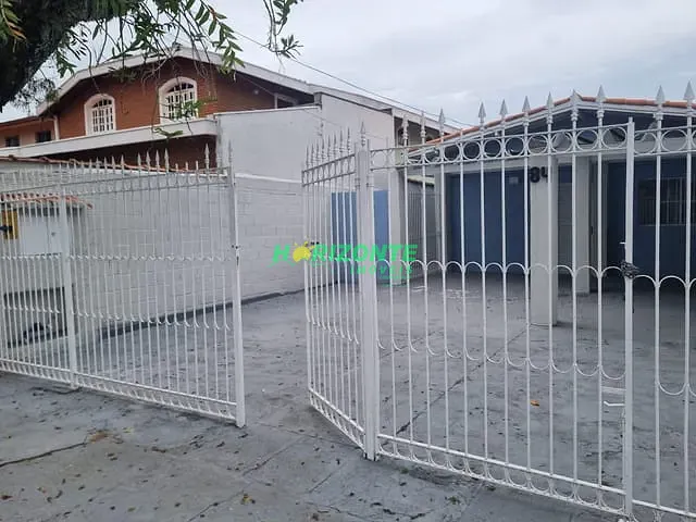 Casa com 200m² 2 quartos e 1 banheiro, à venda, no bairro Cidade Vista Verde em São José dos Campos