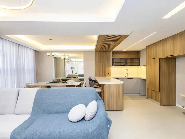 Casa 3 quartos e 1 banheiro, à venda, no bairro Santa Felicidade em Curitiba