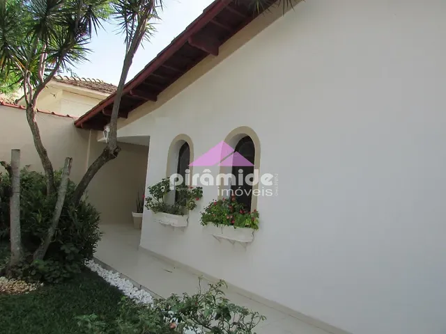 Casa com 520m² 3 quartos e 2 banheiros, à venda, no bairro Vila Maria em São José dos Campos